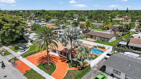2840 NE 7th Terrace Pompano Beach FL 33064