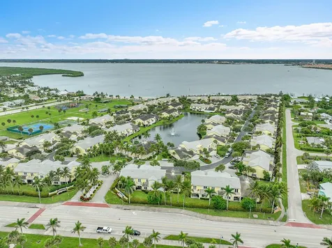 505 Mariner Bay Boulevard Fort Pierce FL 34949