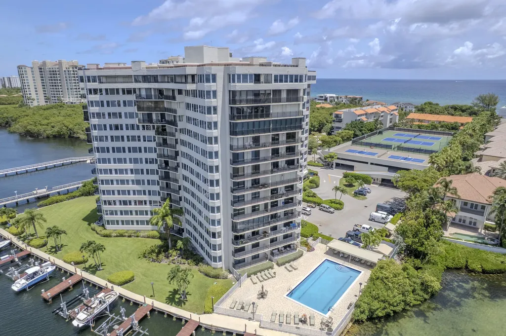 3912 S Ocean Boulevard Highland Beach FL 33487