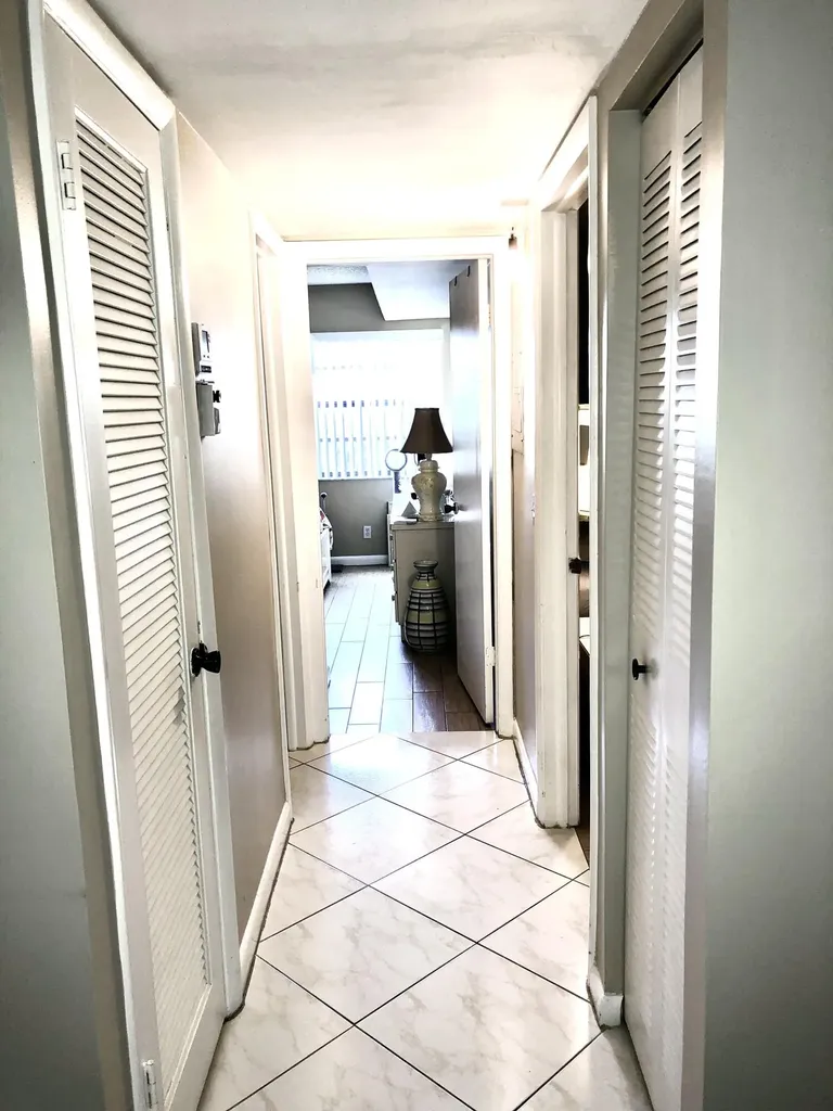 499 Piedmont K Delray Beach FL 33484