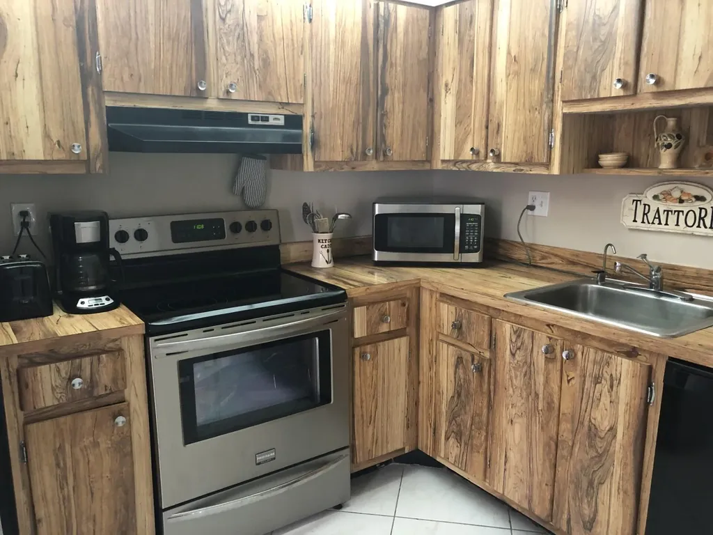 499 Piedmont K Delray Beach FL 33484
