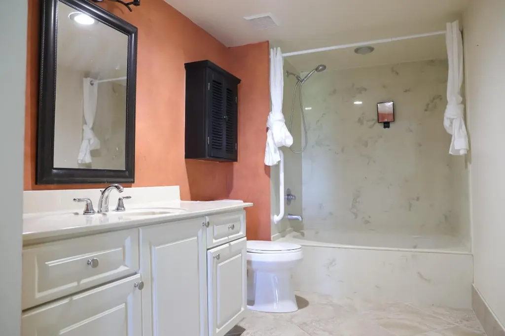 6400 NW 2nd Avenue Boca Raton FL 33487