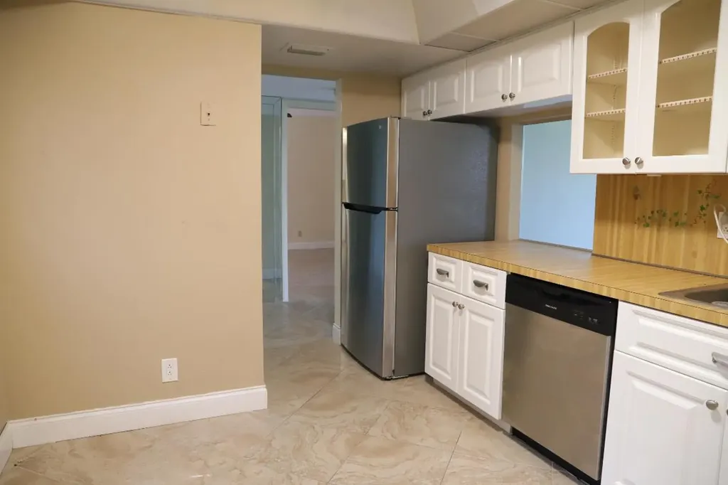 6400 NW 2nd Avenue Boca Raton FL 33487