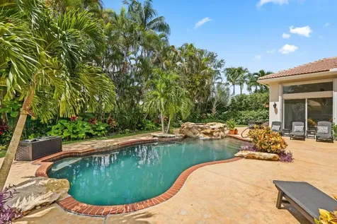 8888 Rockridge Glen Cove Boynton Beach FL 33473