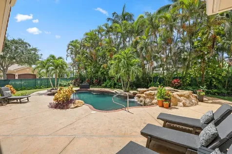 8888 Rockridge Glen Cove Boynton Beach FL 33473