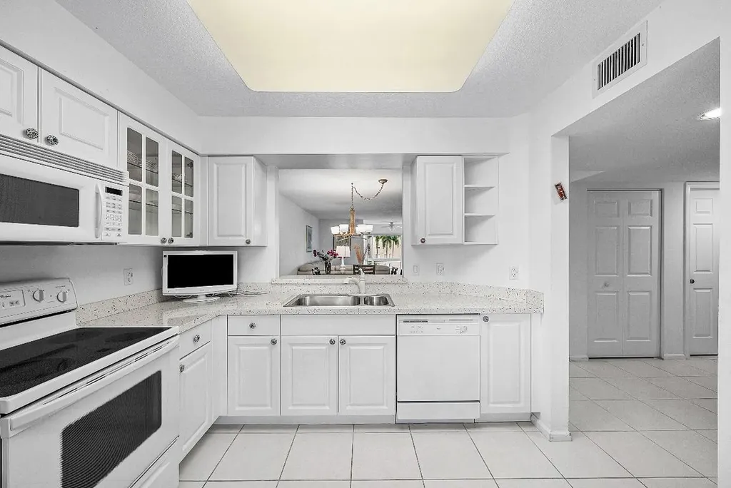 12560 Majesty Circle Boynton Beach FL 33437