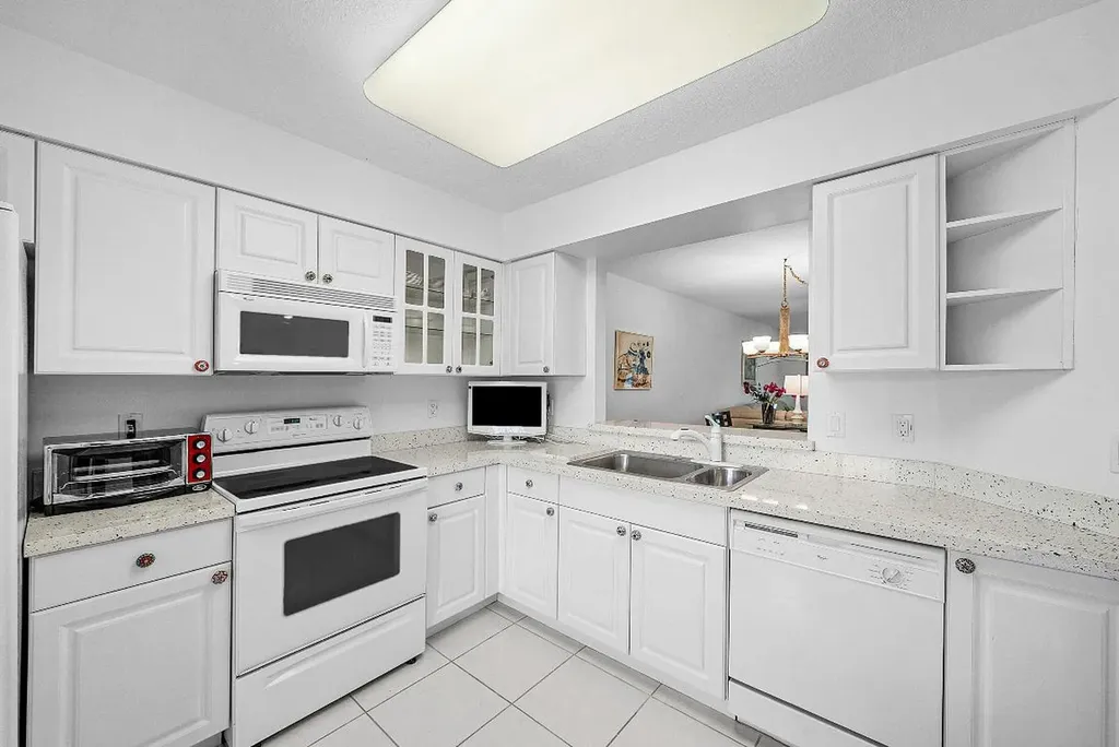 12560 Majesty Circle Boynton Beach FL 33437