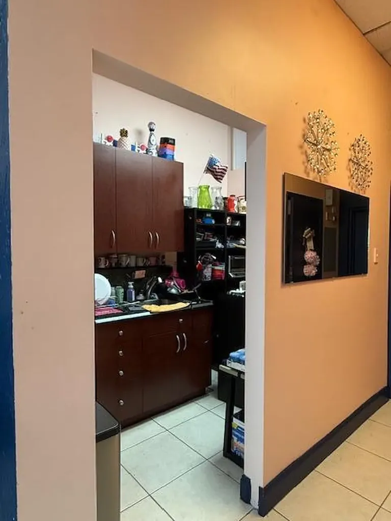 4609 Lake Worth Road Greenacres FL 33463