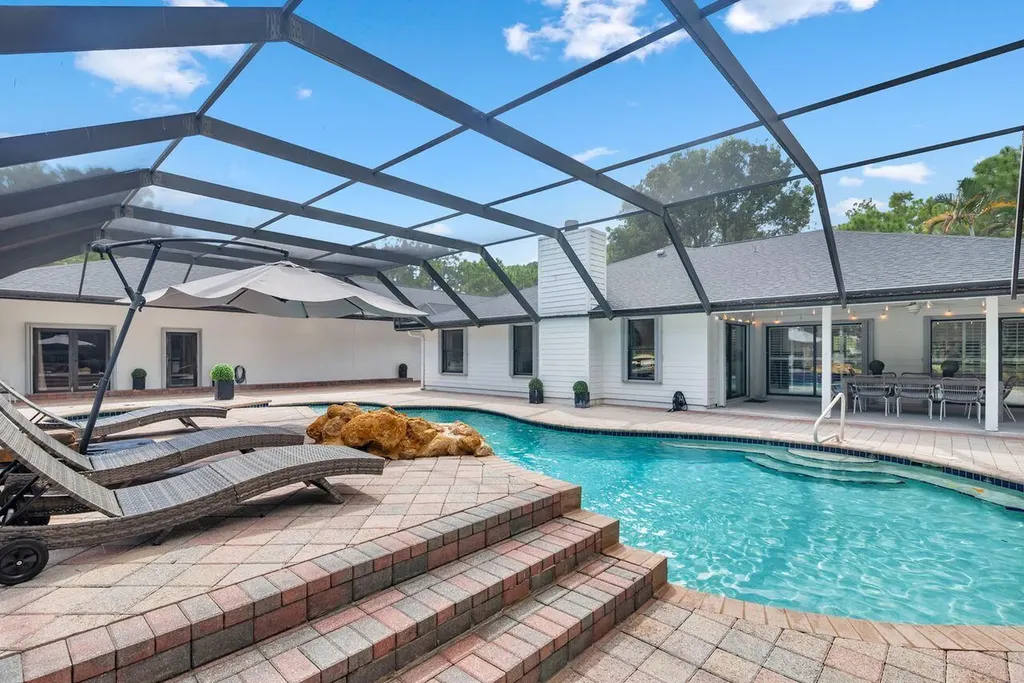14024 Wind Flower Drive Palm Beach Gardens FL 33418