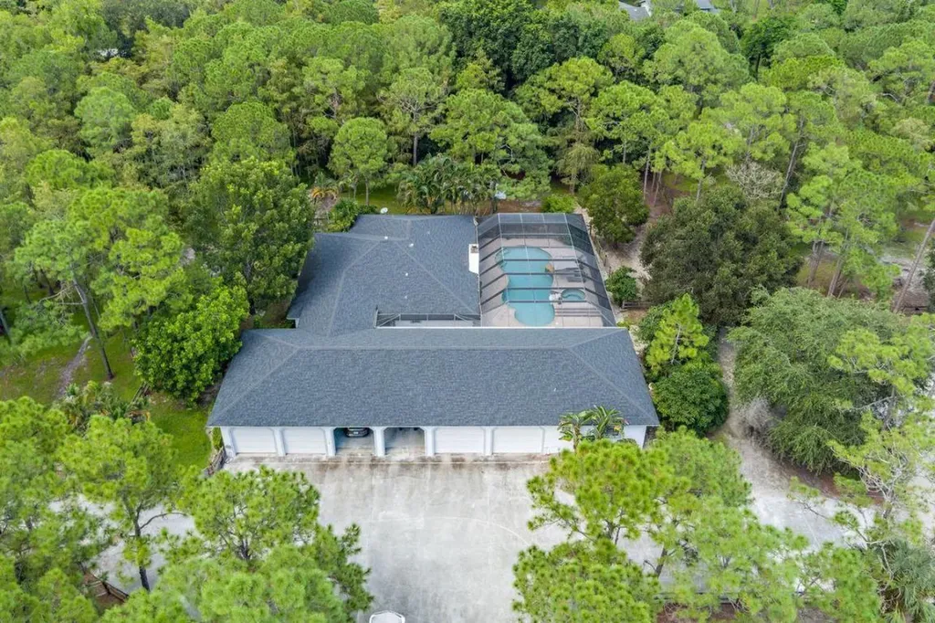 14024 Wind Flower Drive Palm Beach Gardens FL 33418