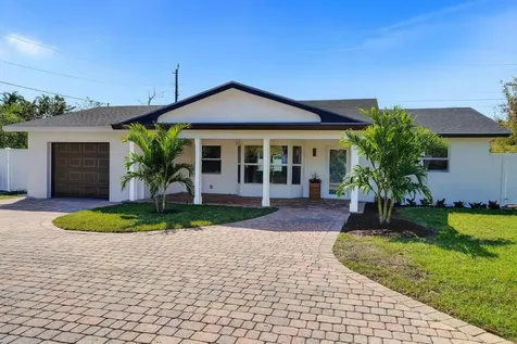530 Kingbird Circle Delray Beach FL 33444