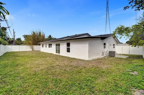 530 Kingbird Circle Delray Beach FL 33444