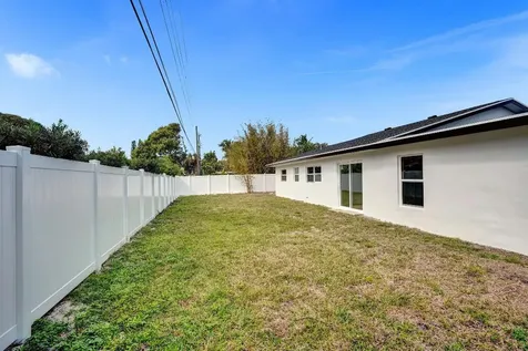 530 Kingbird Circle Delray Beach FL 33444