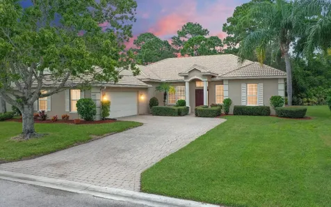 430 NW Dover Court Port St Lucie FL 34983