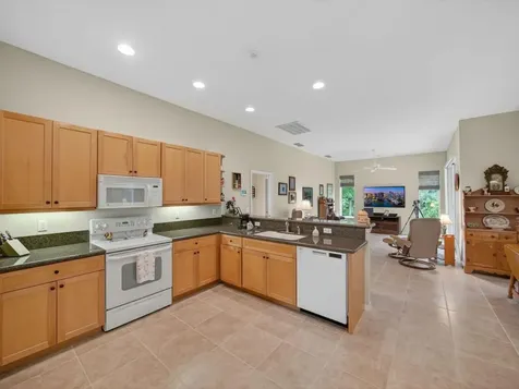 8836 SW Fishermans Wharf Drive Stuart FL 34997