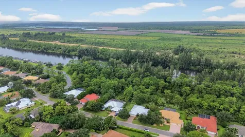 8836 SW Fishermans Wharf Drive Stuart FL 34997