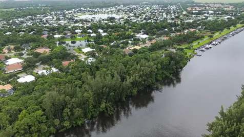 8836 SW Fishermans Wharf Drive Stuart FL 34997