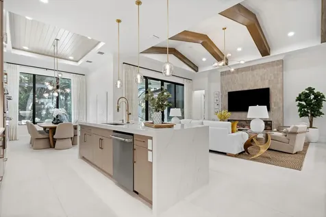 9241 Seaglass Court Vero Beach FL 32963