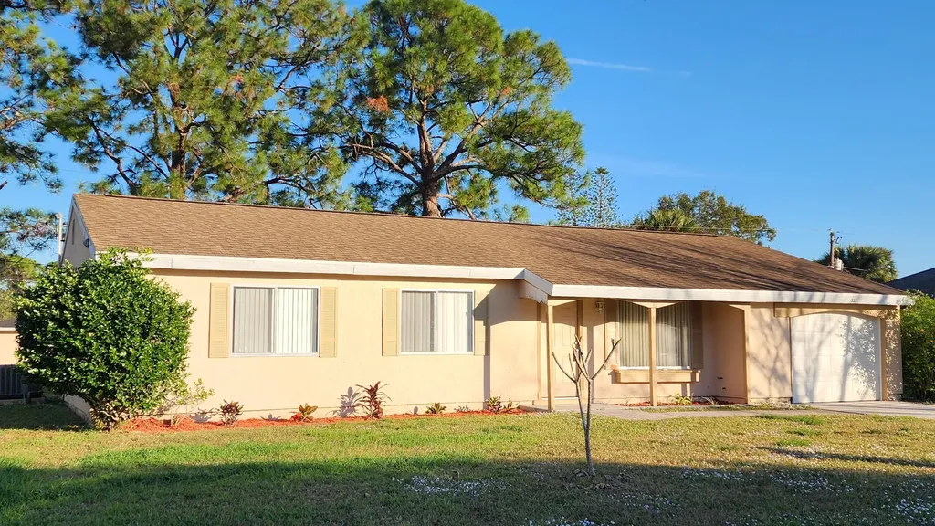 651 NW Sharpe Street Port St Lucie FL 34983