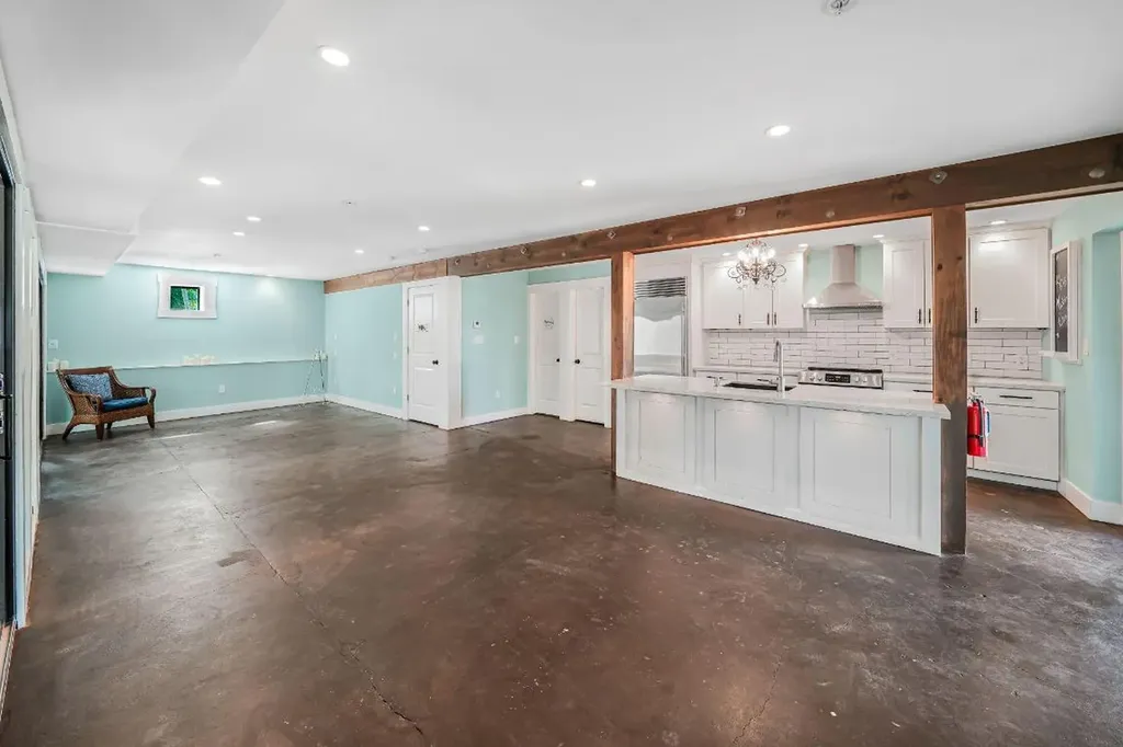 512 SW Saint Lucie Crescent Stuart FL 34994