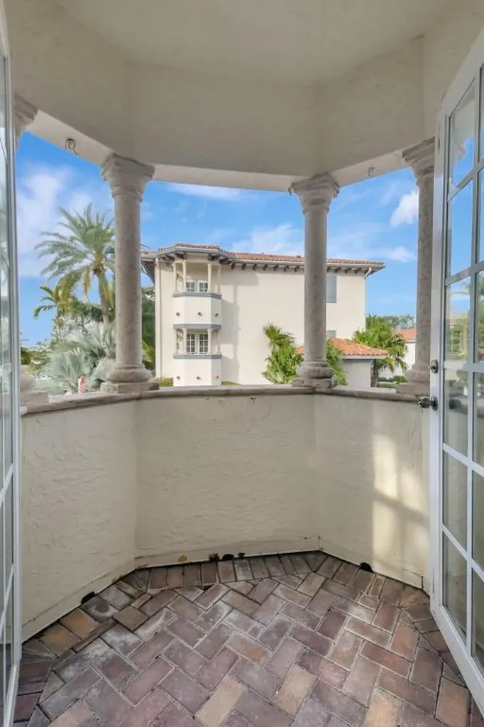 1635 N Federal Highway Delray Beach FL 33483
