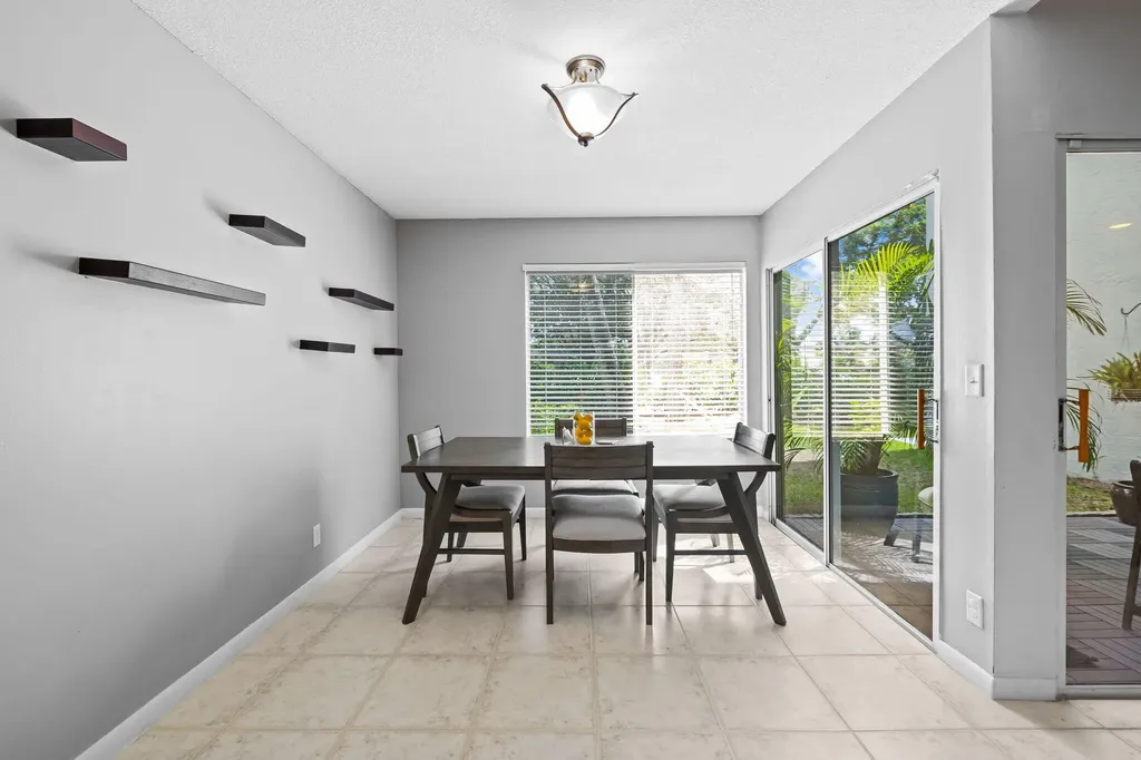 6706 Boca Pines Trail Boca Raton FL 33433