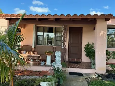 617 NE 8th Avenue Boynton Beach FL 33435