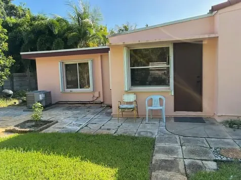 617 NE 8th Avenue Boynton Beach FL 33435