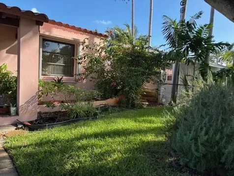 617 NE 8th Avenue Boynton Beach FL 33435
