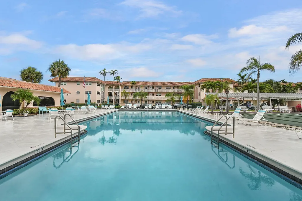 400 NE 20th Street Boca Raton FL 33431