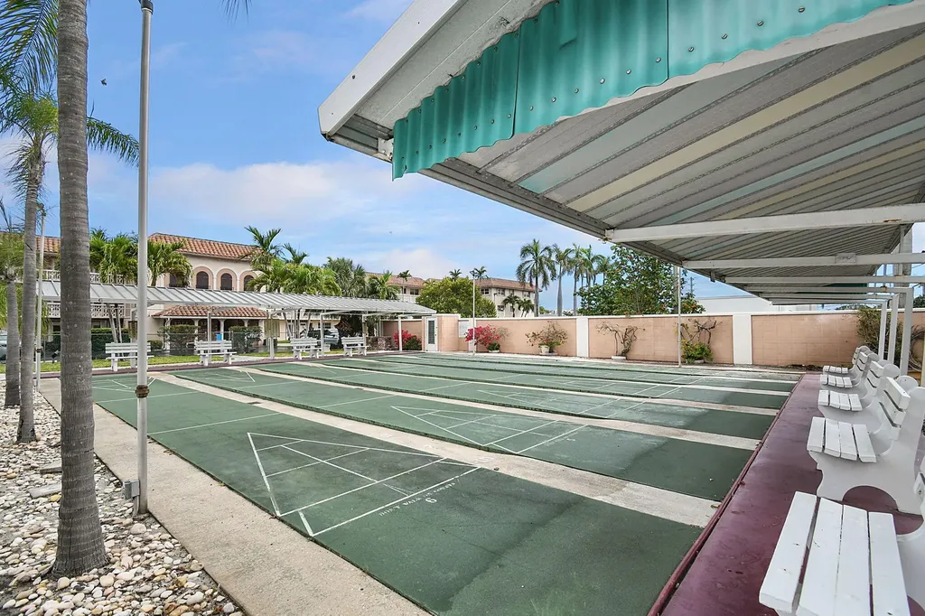 400 NE 20th Street Boca Raton FL 33431