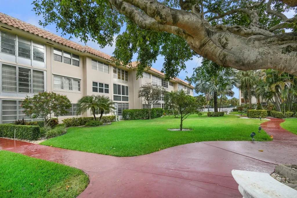 400 NE 20th Street Boca Raton FL 33431