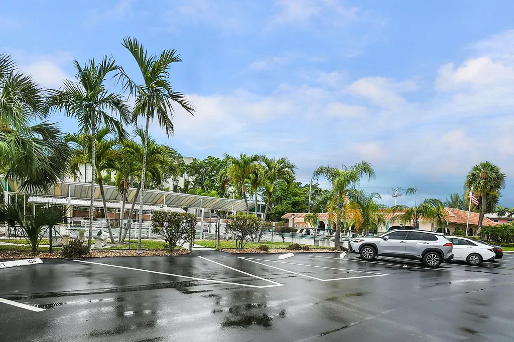 400 NE 20th Street Boca Raton FL 33431