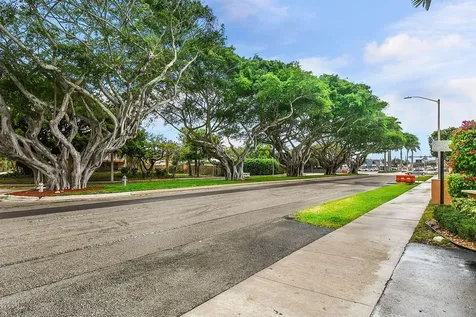 400 NE 20th Street Boca Raton FL 33431