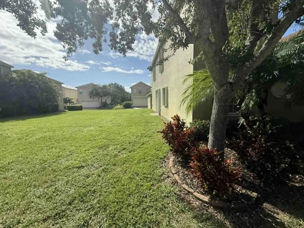 2527 SE Ruskin Drive Port St Lucie FL 34952