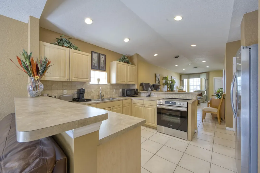 416 Circle Drive S Boynton Beach FL 33435