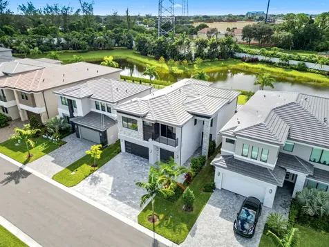 8258 Essex Country Club Drive Boca Raton FL 33434