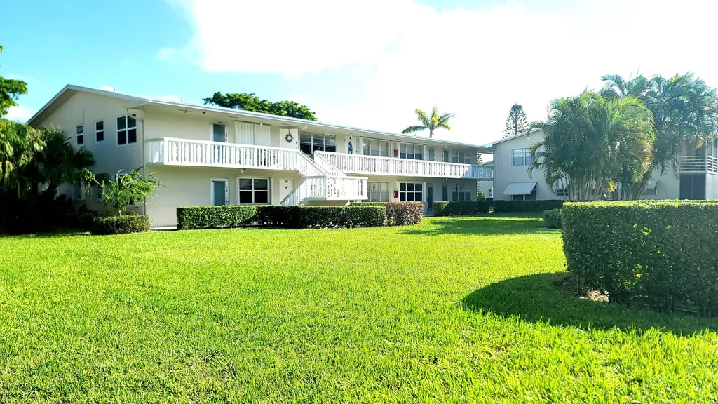 159 Cambridge G West Palm Beach FL 33417