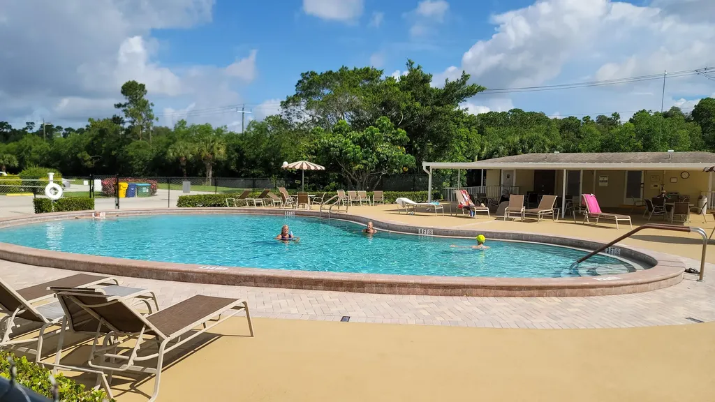 159 Cambridge G West Palm Beach FL 33417