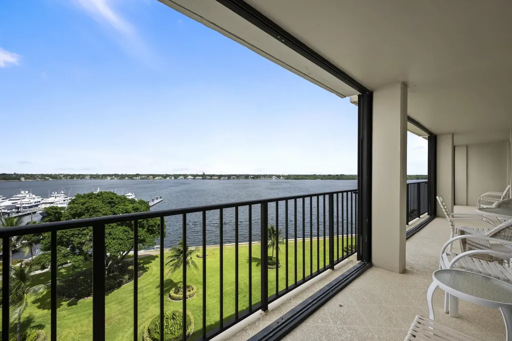 134 Lakeshore Drive North Palm Beach FL 33408