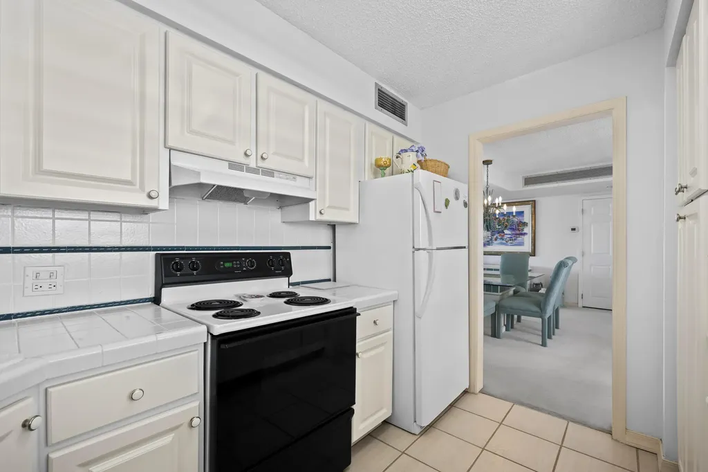 134 Lakeshore Drive North Palm Beach FL 33408