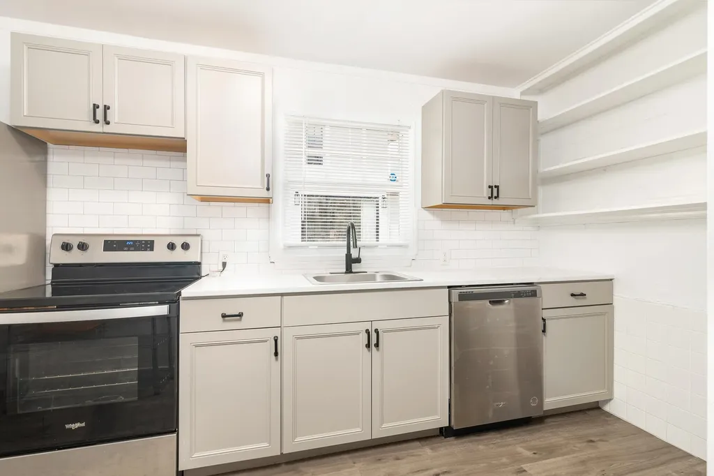 254 9th Street West Palm Beach FL 33401
