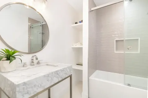 254 9th Street West Palm Beach FL 33401