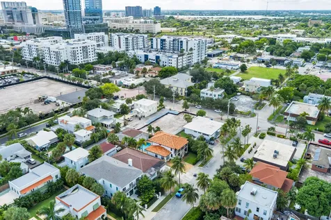 254 9th Street West Palm Beach FL 33401
