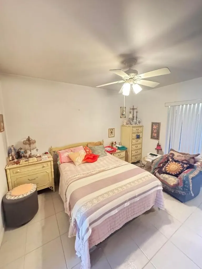 90 South Boulevard Boynton Beach FL 33435