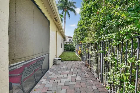 9946 Coronado Lake Drive Boynton Beach FL 33437