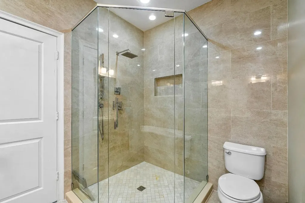 34 NW 7th Street Boca Raton FL 33432