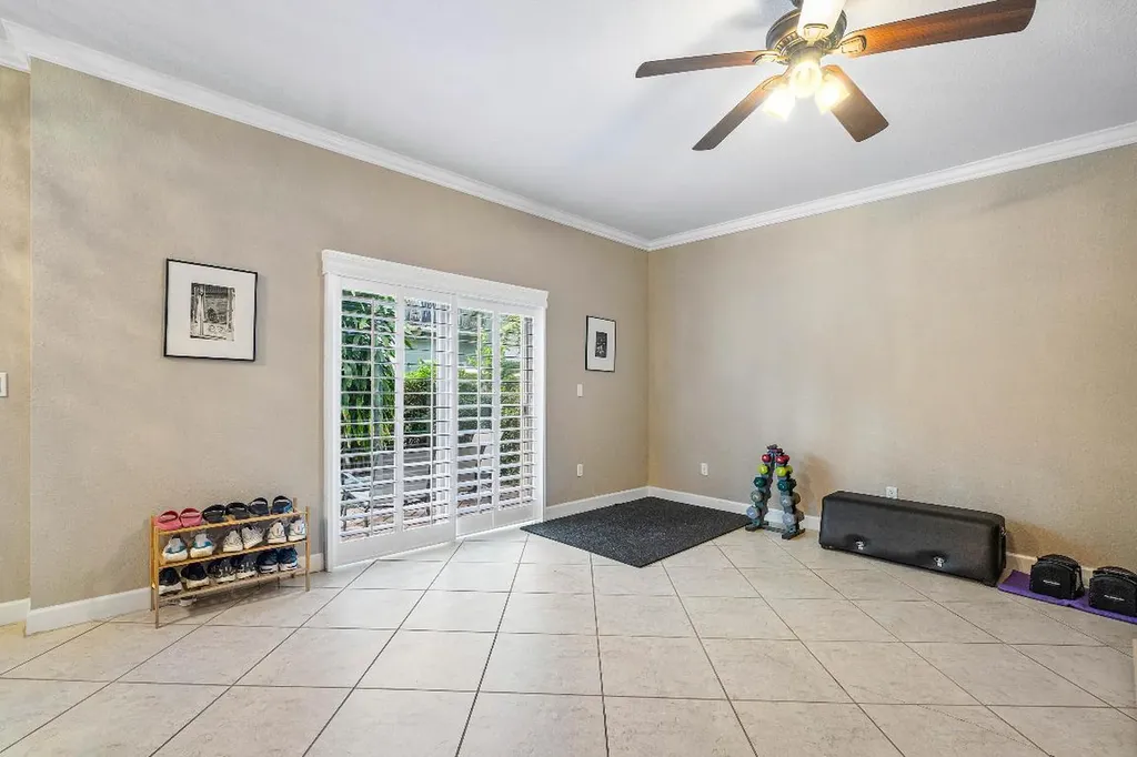 34 NW 7th Street Boca Raton FL 33432