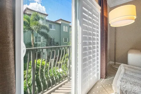 34 NW 7th Street Boca Raton FL 33432