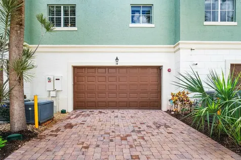 34 NW 7th Street Boca Raton FL 33432
